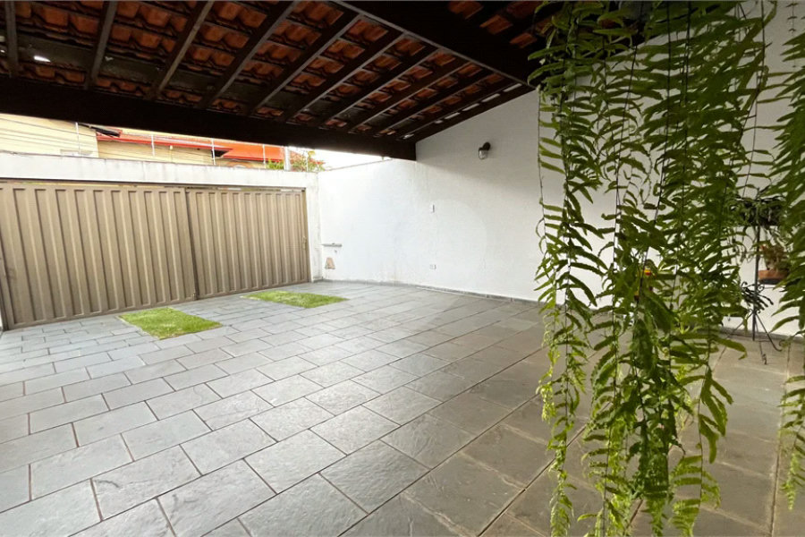 Casa à venda com 3 quartos, sendo 1 suíte, em Jardim Dos Estados, Poços de Caldas - MG