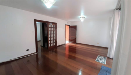 Casa à venda com 3 quartos, sendo 1 suíte,  em Chácara Santo Antônio (zona Sul), São Paulo, SP