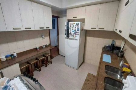 Cobertura à venda com 4 quartos, sendo 1 suíte,  em Tijuca, Rio de Janeiro, RJ