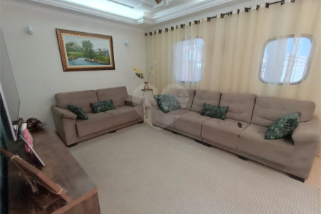 Casa à venda com 3 quartos, sendo 1 suíte, em Vila Rosa, Itapetininga, SP