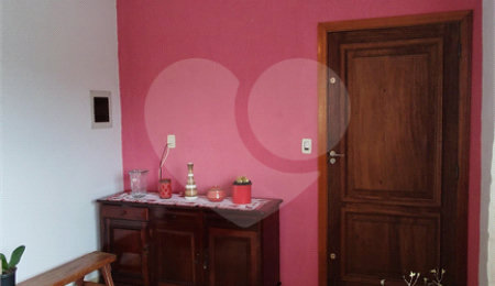 Casa à venda com 3 quartos, sendo 1 suíte, em Vila Santa Helena, Atibaia, SP