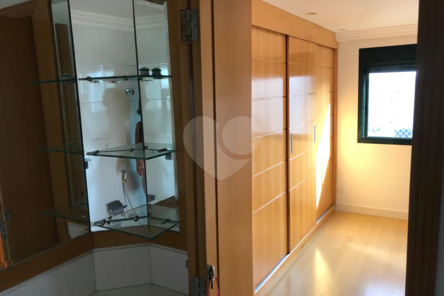 Apartamento à venda com 3 quartos, sendo 1 suíte,  em Santana, São Paulo, SP