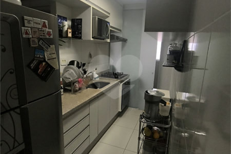 Apartamento à venda com 3 quartos, sendo 1 suíte,  em Cambuci, São Paulo, SP