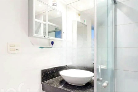 Apartamento à venda com 2 quartos em Vila Uberabinha, São Paulo, SP