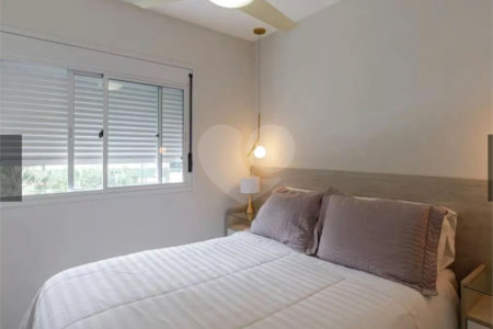 Apartamento à venda com 2 quartos, sendo 1 suíte,  em Vila Andrade, São Paulo, SP