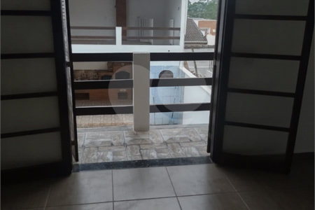 Casa à venda com 2 suítes no condomínio Residencial Rubi, Mogi das Cruzes - SP