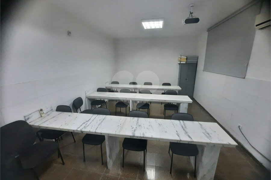 Prédio à venda em Santana, São Paulo, SP