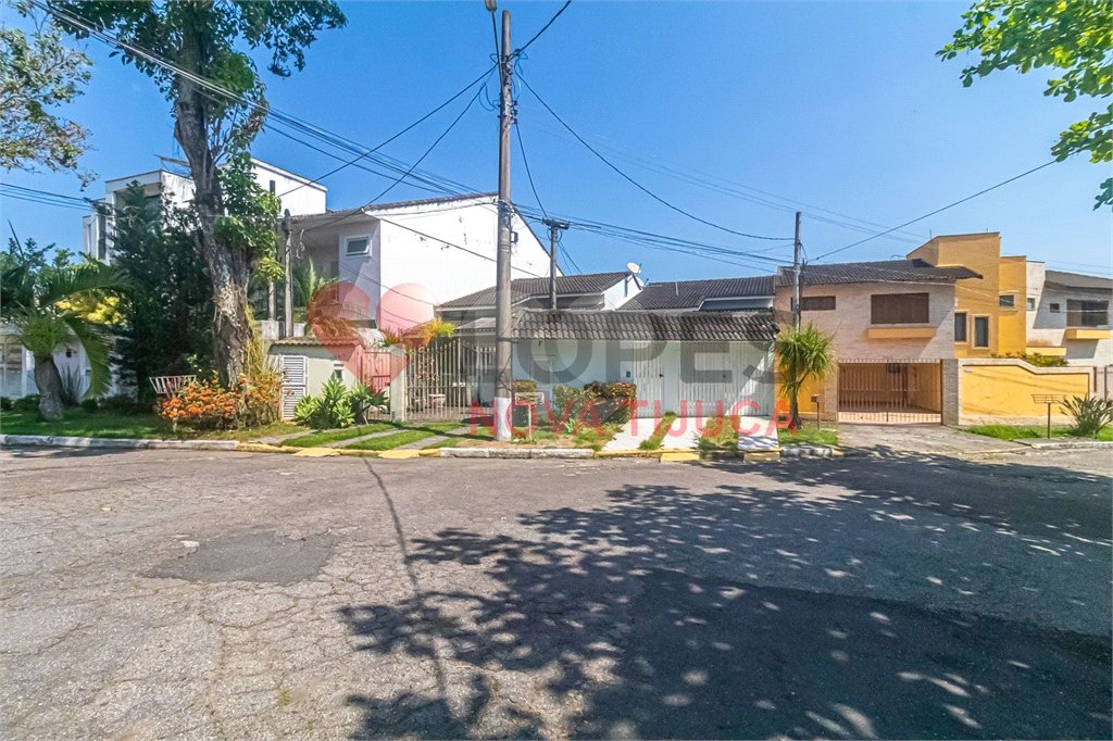 Casa de Vila à venda com 3 quartos, sendo 1 suíte, em Freguesia (jacarepaguá), Rio de Janeiro, RJ