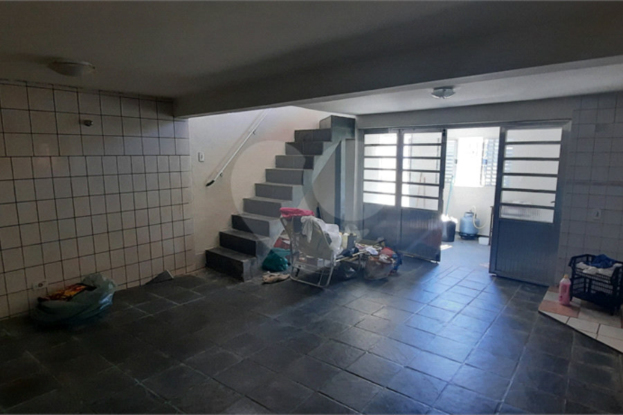 Casa à venda com 3 quartos, sendo 2 suítes, no condomínio Sausalito, Mairiporã - SP