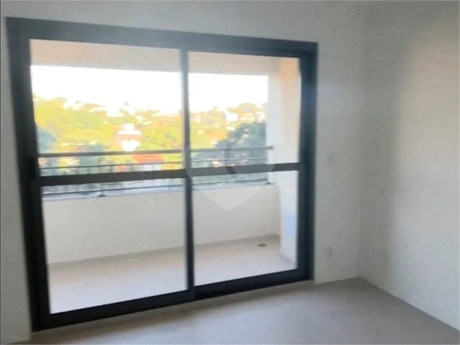 Apartamento à venda com 1 quarto em Vila Pirajussara, São Paulo, SP