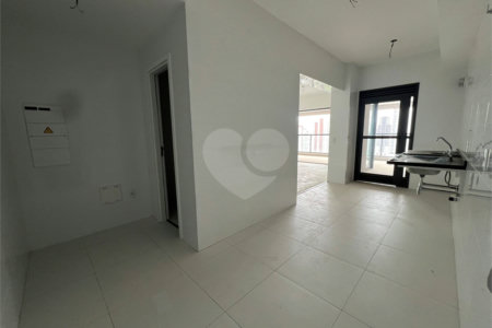 Apartamento à venda com 3 quartos, sendo 1 suíte, em Chácara Santo Antônio, São Paulo, SP