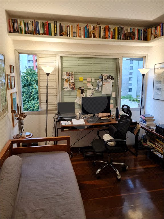 Apartamento à venda com 3 quartos, sendo 1 suíte,  em Jardim Ampliação, São Paulo, SP