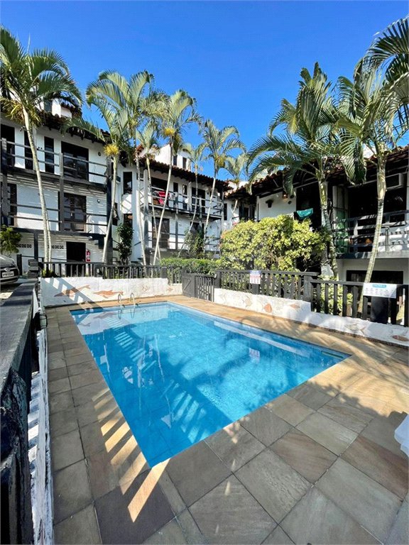 Casa à venda com 2 quartos, sendo 1 suíte, em Geribá, Armação dos Búzios, RJ