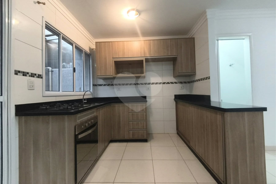 Casa à venda com 2 suítes no condomínio Murilo, São Paulo - SP