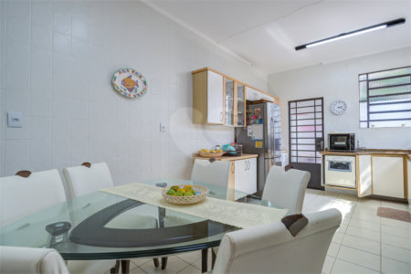 Casa à venda com 3 quartos, sendo 1 suíte, em Alto da Boa Vista, São Paulo, SP