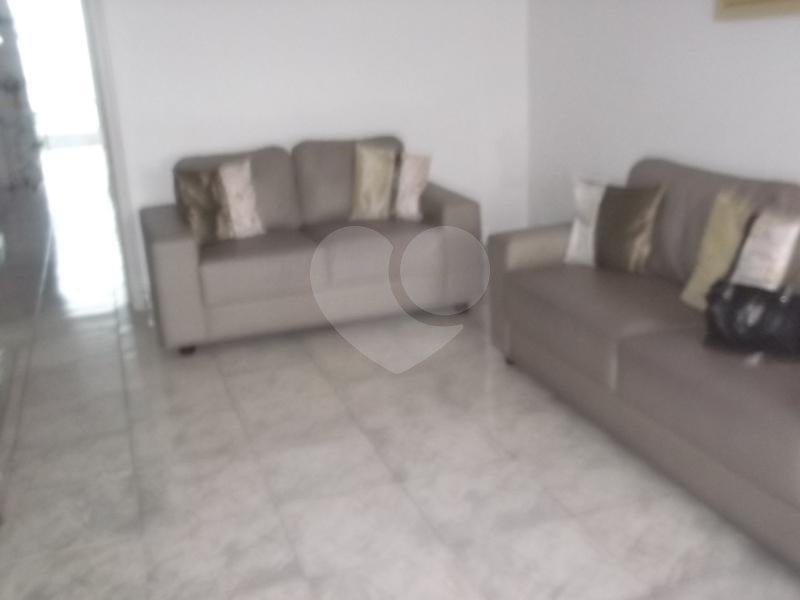 Casa Térrea à venda com 3 quartos em Vila Brasilina, São Paulo, SP