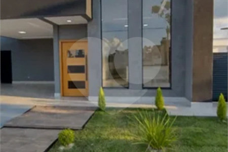Casa à venda com 3 quartos, sendo 1 suíte,  no condomínio Terras do Vale, Caçapava - SP