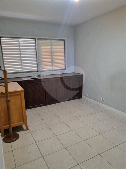 Apartamento à venda ou para alugar com 3 quartos, sendo 1 suíte, em Cerqueira César, São Paulo, SP
