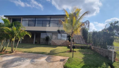 Casa à venda com 4 suítes no condomínio Xapada, Itu - SP