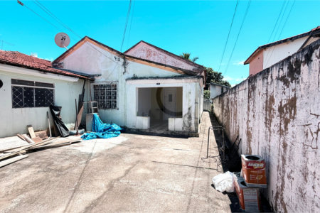 Casa à venda com 2 quartos, sendo 1 suíte, no Centro, Três Lagoas, MS