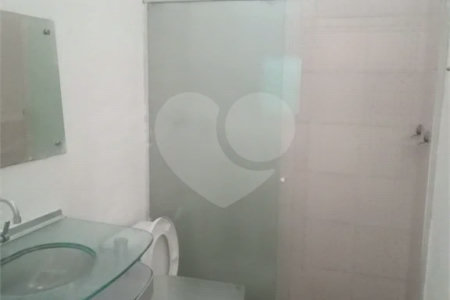 Sobrado à venda com 2 quartos em Vila Mazzei, São Paulo, SP