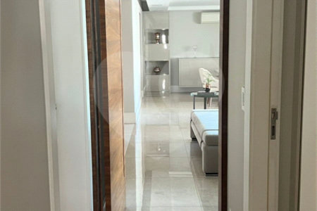 Apartamento à venda com 3 suítes em Água Branca, São Paulo, SP