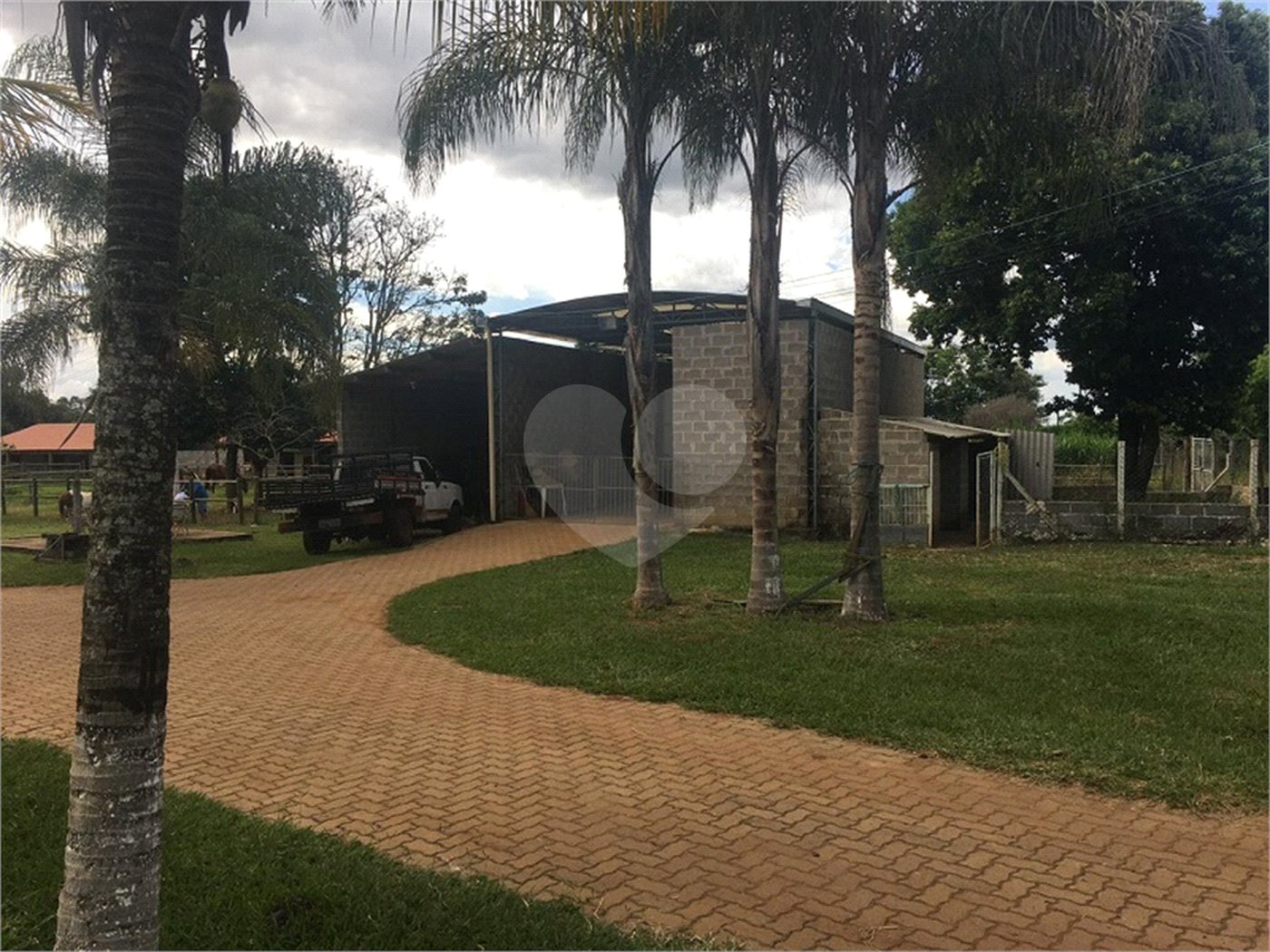 Chácara no Condomínio Itaipu