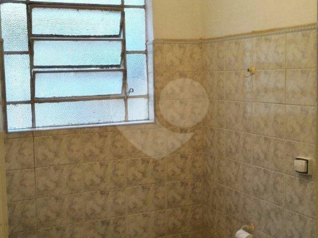 Terreno à venda com 3 quartos em Vila Guilherme, São Paulo, SP