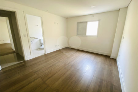 Apartamento para alugar com 3 suítes em Baeta Neves, São Bernardo do Campo, SP