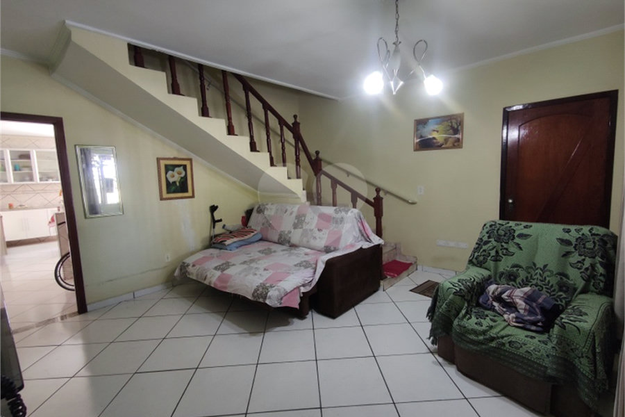 Sobrado à venda com 3 quartos em Tremembé, São Paulo, SP
