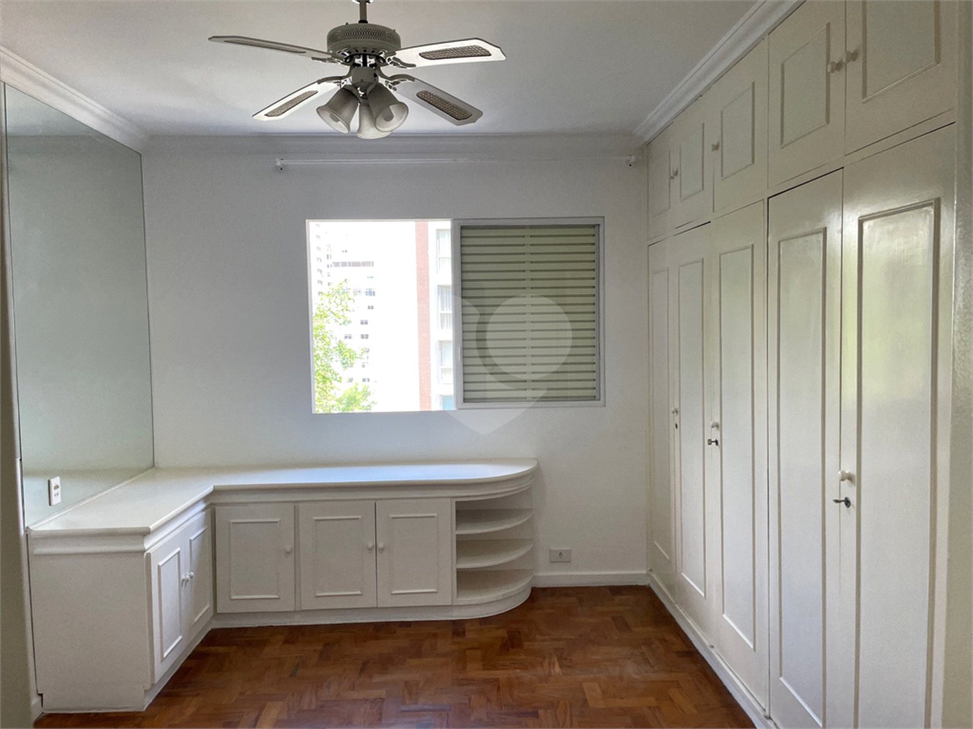 Apartamento à venda ou para alugar com 3 quartos, sendo 1 suíte, em Jardim Paulista, São Paulo, SP