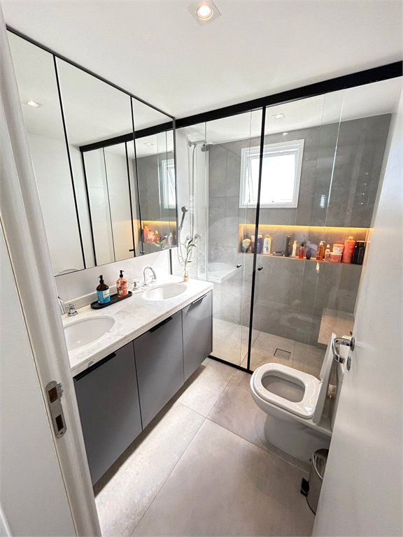 Apartamento à venda com 3 suítes em Barra Funda, São Paulo, SP