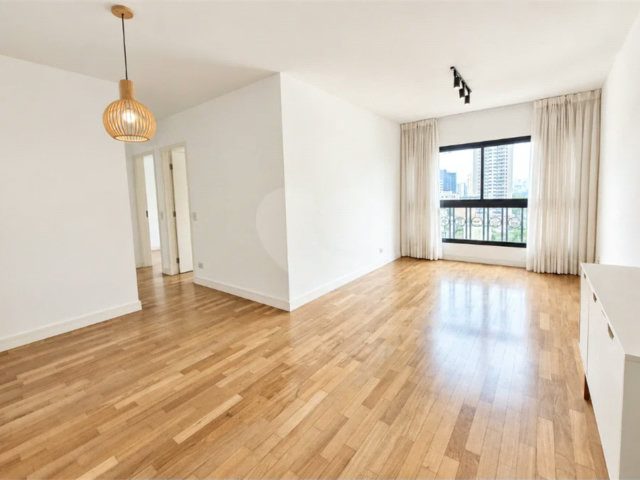 Apartamento à venda com 2 quartos, sendo 1 suíte,  em Brooklin, São Paulo, SP