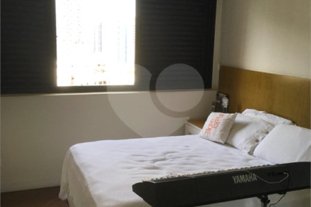 Apartamento à venda com 3 suítes em Vila Gomes Cardim, São Paulo, SP