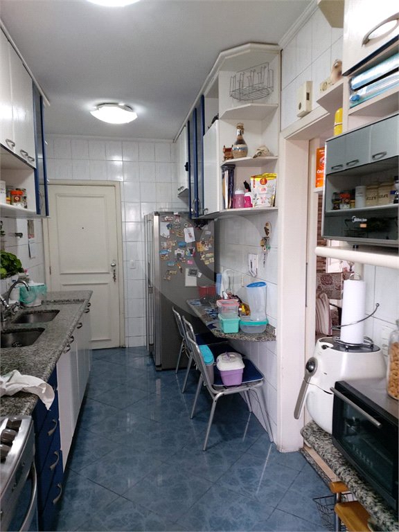 Apartamento à venda com 3 suítes em Vila Regente Feijó, São Paulo, SP