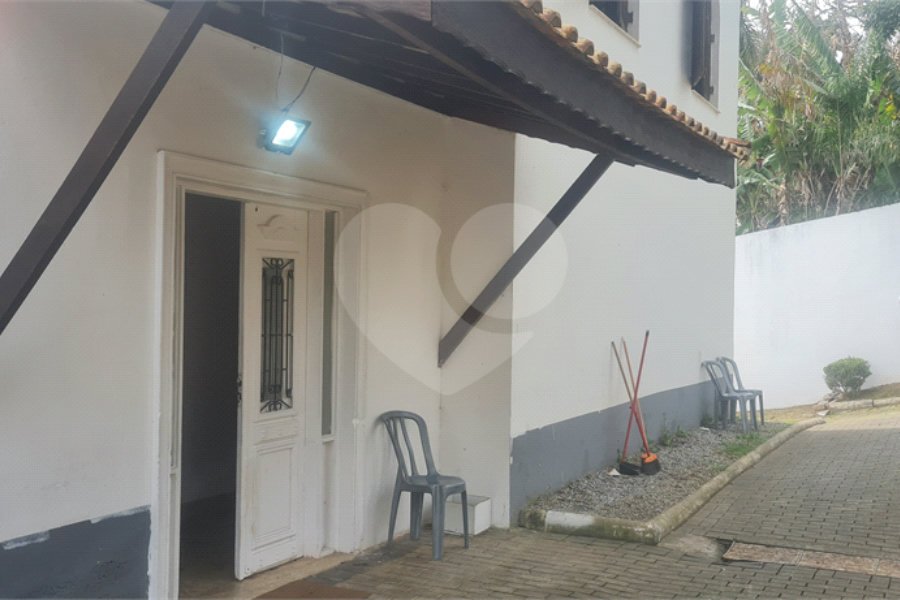 Casa à venda com 5 suítes em Roseira, Mairiporã, SP