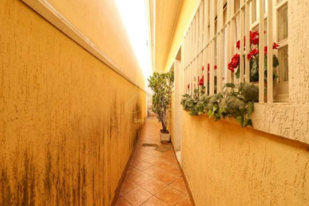 Casa à venda com 4 quartos, sendo 2 suítes, em Jardim Trussardi, São Paulo, SP