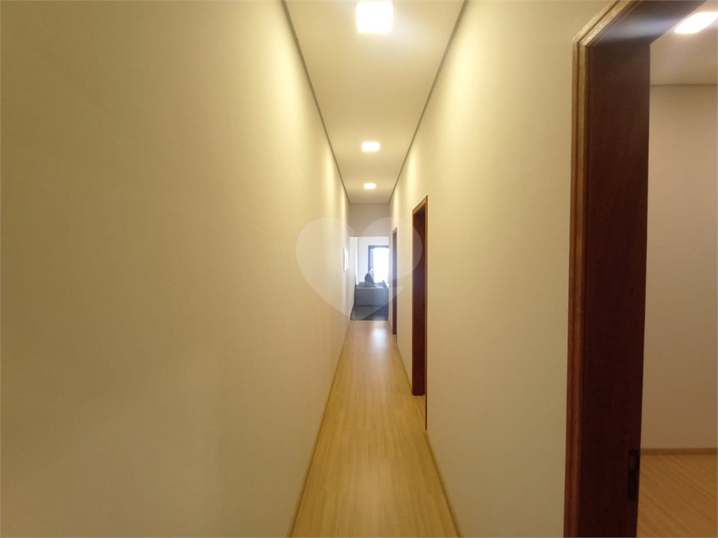 Casa à venda com 3 quartos, sendo 1 suíte,  em Portal dos Pinheiros Ii, Itapetininga, SP