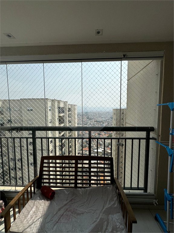 Apartamento à venda com 2 quartos, sendo 1 suíte,  em Jardim Flor da Montanha, Guarulhos, SP
