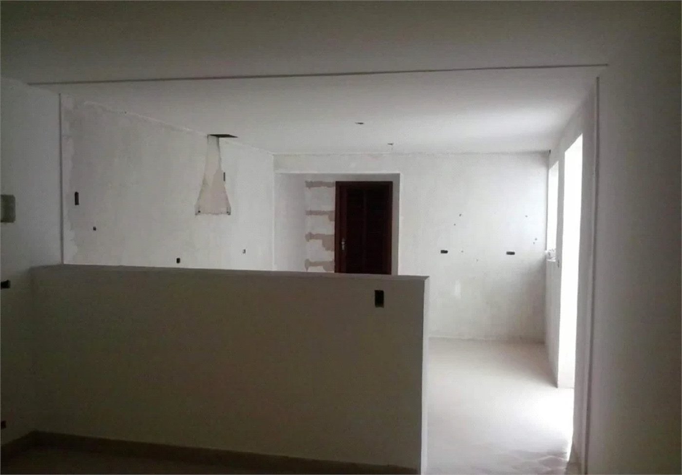 Casa à venda com 4 suítes em Vila Cordeiro, São Paulo, SP