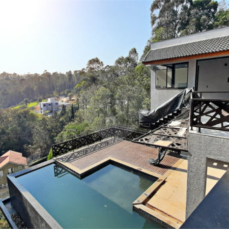 Casa à venda ou para alugar com 4 quartos, sendo 3 suítes, em Serra dos Lagos (jordanésia), Cajamar, SP