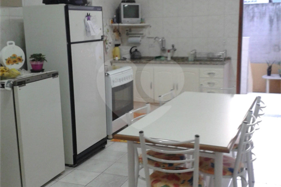 Sobrado à venda com 3 quartos em Tremembé, São Paulo, SP