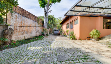 Casa Térrea à venda com 3 quartos, sendo 1 suíte,  em Jardim Petrópolis, São Paulo, SP