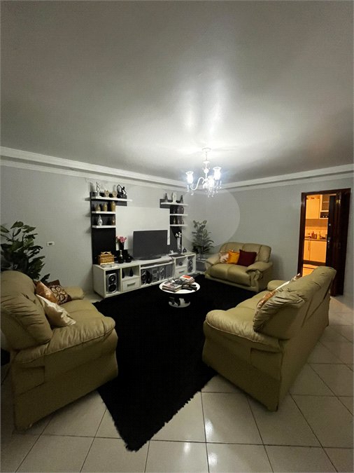 Sobrado à venda com 5 quartos, sendo 3 suítes, em Jardim Jaraguá (são Domingos), São Paulo, SP