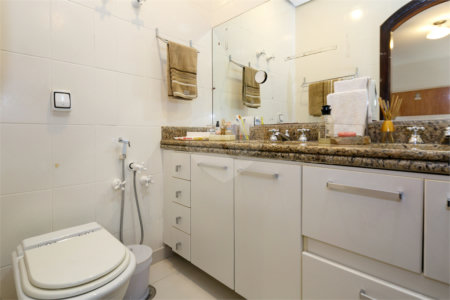 Casa Térrea à venda com 3 quartos, sendo 2 suítes,  em Brooklin Paulista, São Paulo, SP