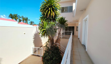 Casa à venda com 5 quartos, sendo 1 suíte,  em Jardim Colombo, Itapetininga, SP
