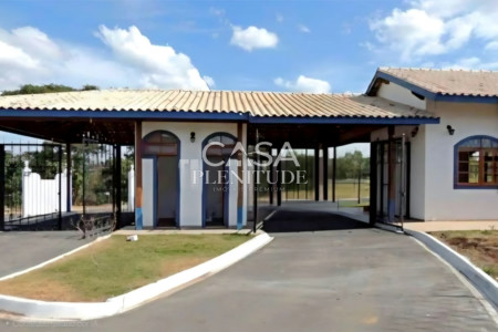 Casa em condomínio à venda ou para alugar com 3 suítes em Village Ipanema Ii, Araçoiaba da Serra, SP