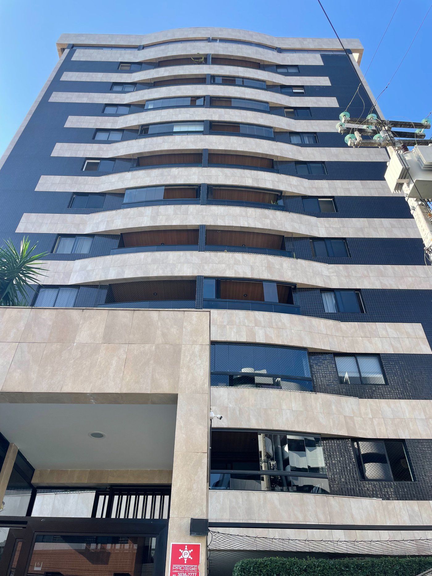 Cobertura à venda com 4 suítes em Ponta Verde, Maceió, AL