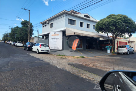 Prédio à venda ou para alugar em Vila Nossa Senhora do Carmo, Araraquara, SP