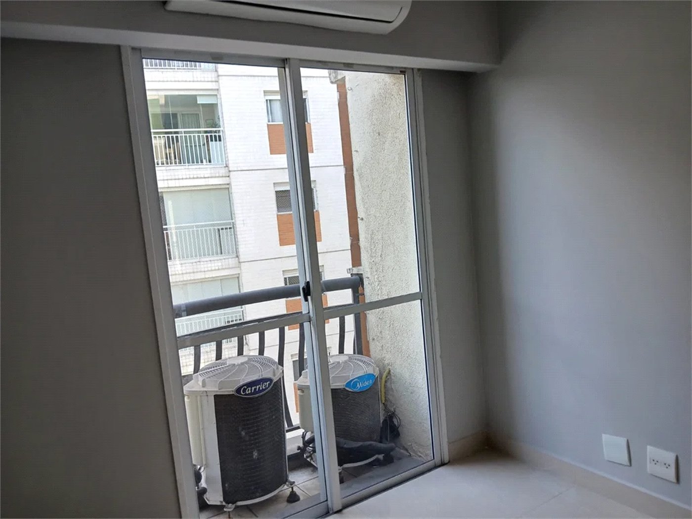 Cobertura à venda com 4 quartos, sendo 3 suítes,  em Cidade São Francisco, São Paulo, SP